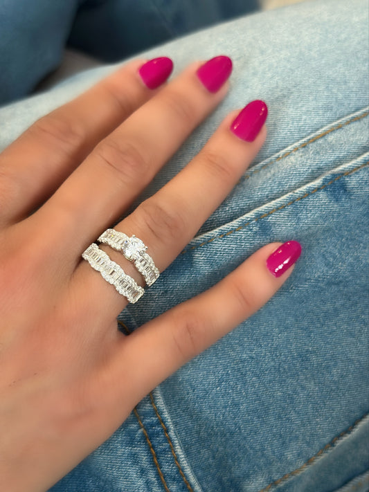 Baguette Design Twins Ring With Big Round Stone