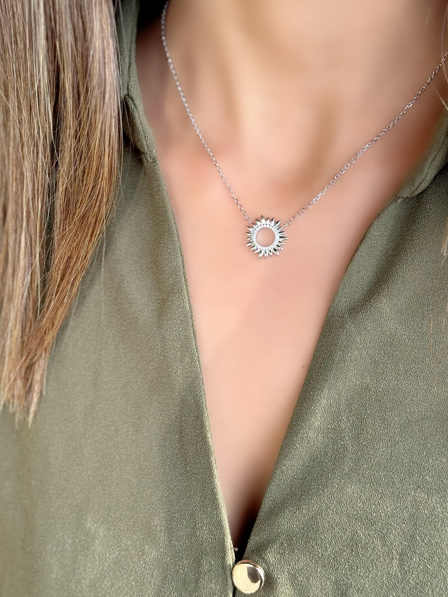 Sun Shape Necklace