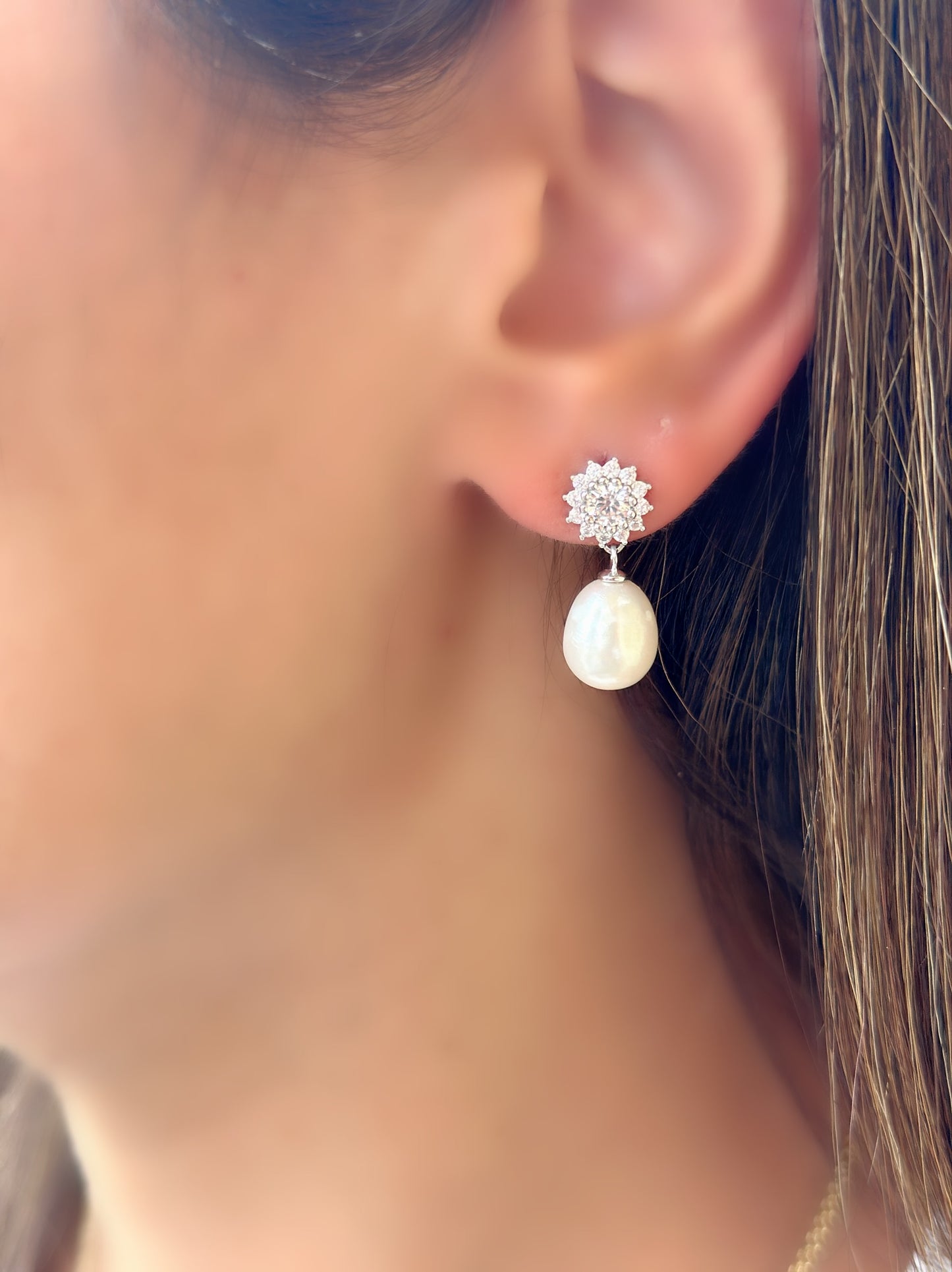 Flower Design With Drop Pearl Earrings