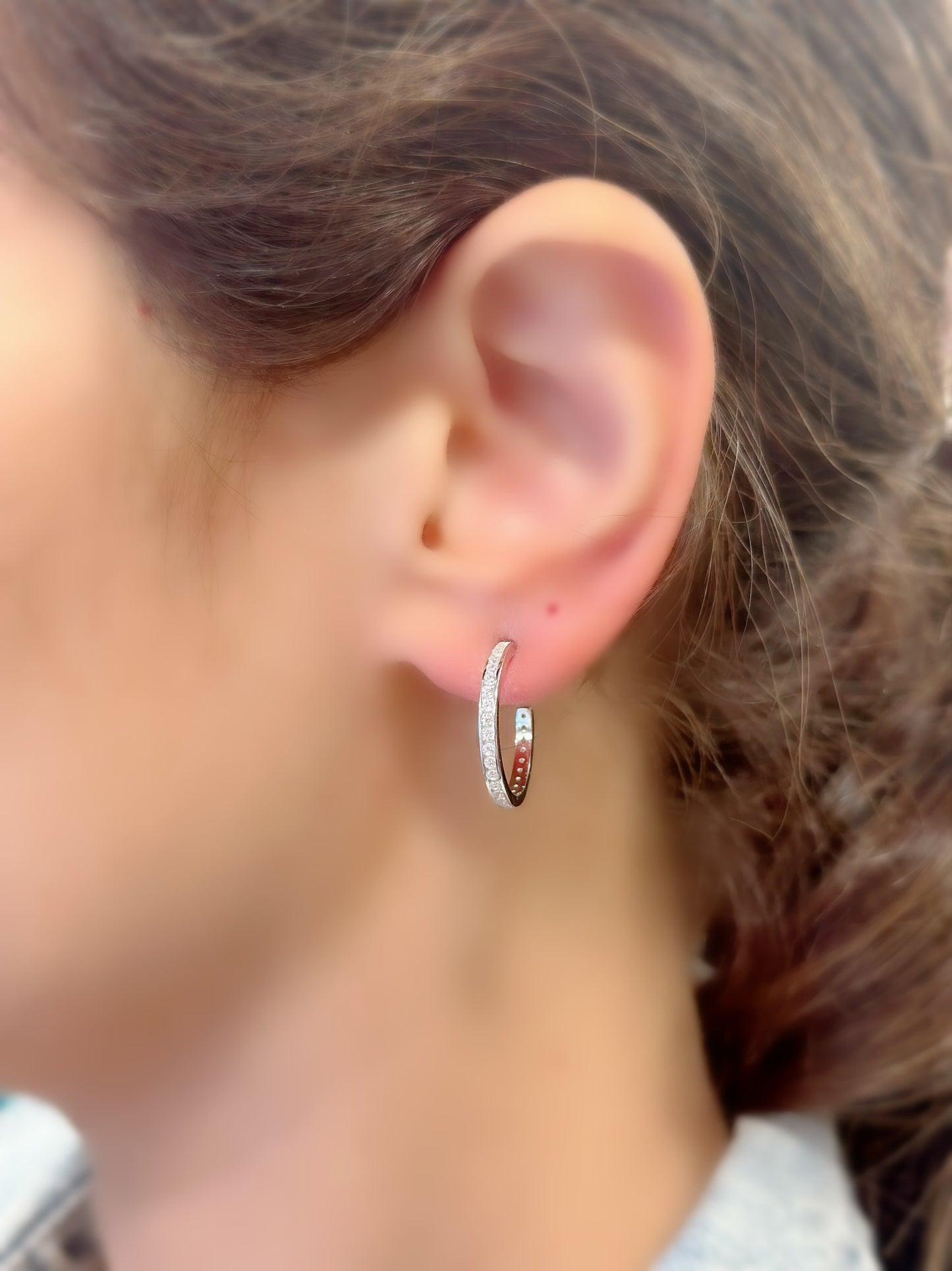 Hoop Earrings Medium Size With White Stones