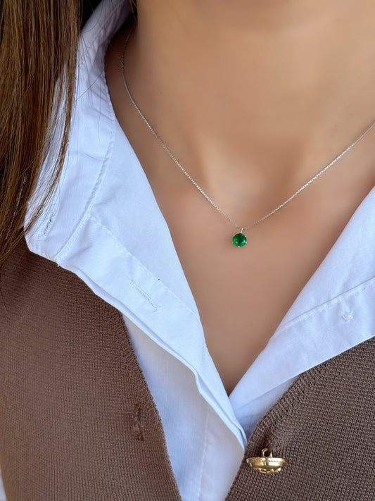 Round Stone Green Color Stone Necklace