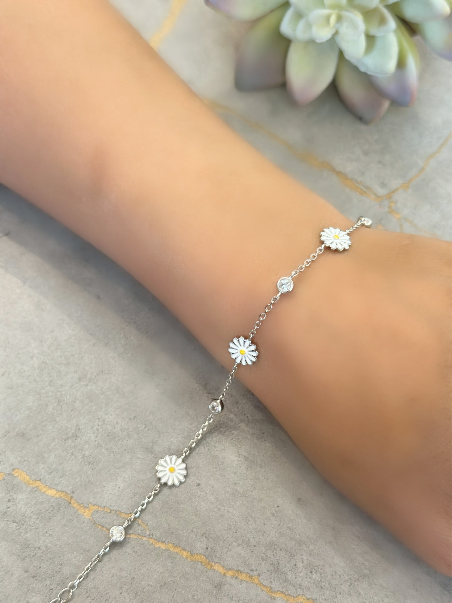 Daisy Flower Bracelet With Round White Stones