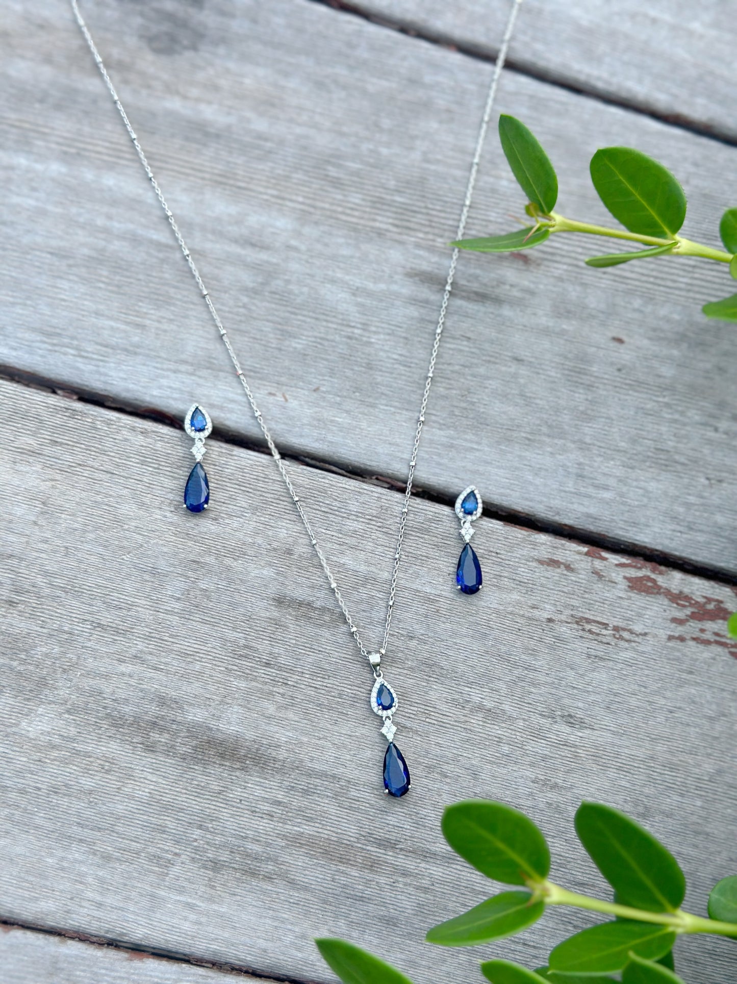 Double Tear Drop Design Set Blue Stones